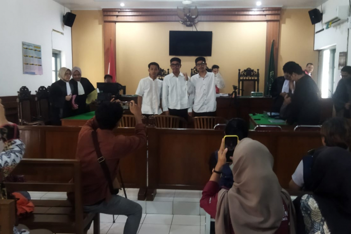 Catatan Sidang Tapol Solo di PN Surakarta : Hadirnya Tiga Saksi Ahli Lagi yang Ringankan Terdakwa